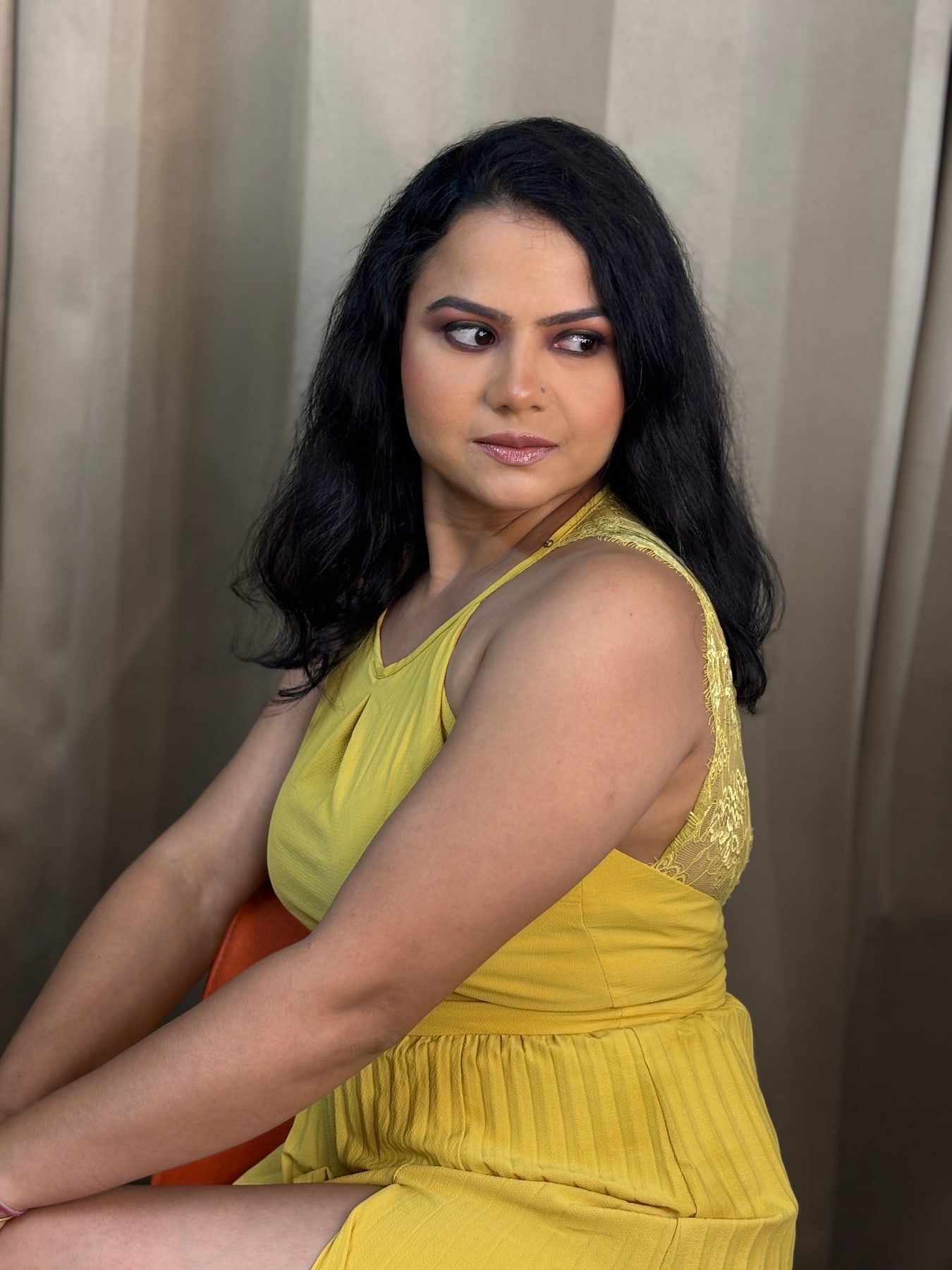 Finished party makeup and hair look by GlamParul